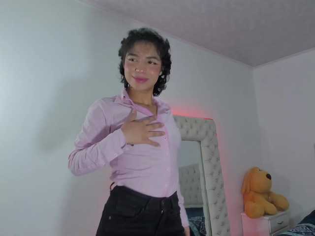 Live sex webcam photo for Liz-Galactic #263393851
