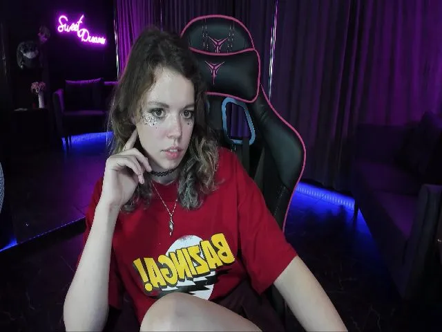 Live sex webcam photo for ClancyOsborne #262881443