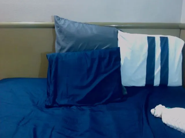 Live sex webcam photo for Explodeinmex #254574921