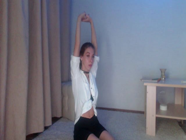 Live sex webcam photo for Minnie_94 #261582959
