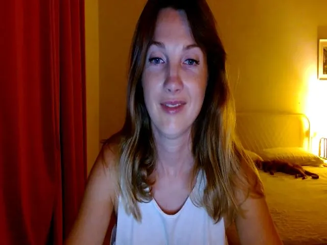 Live sex webcam photo for HappyAlise #265153512