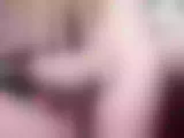 Live sex webcam photo for QueenofMordor #256403759