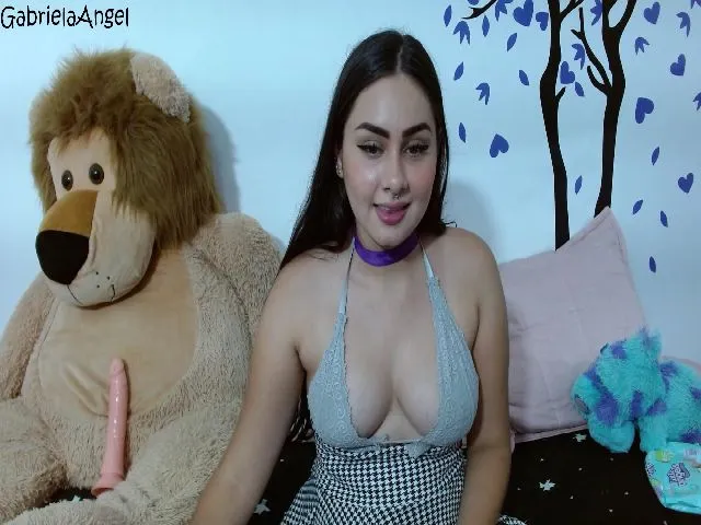 Live sex webcam photo for Cristal_zz #253165462