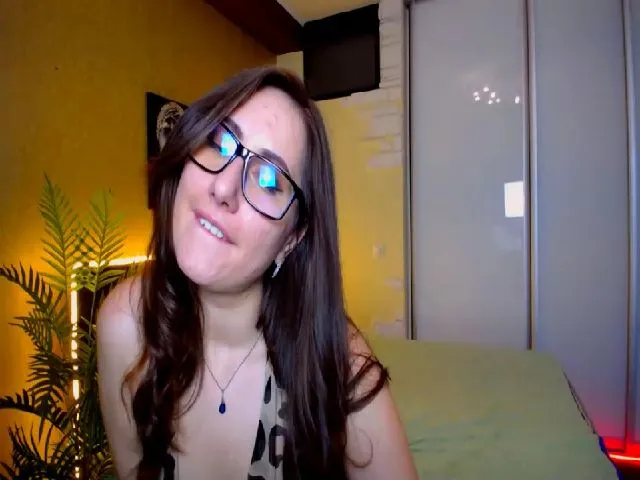 Live sex webcam photo for Nilla_Chim__ #252956266