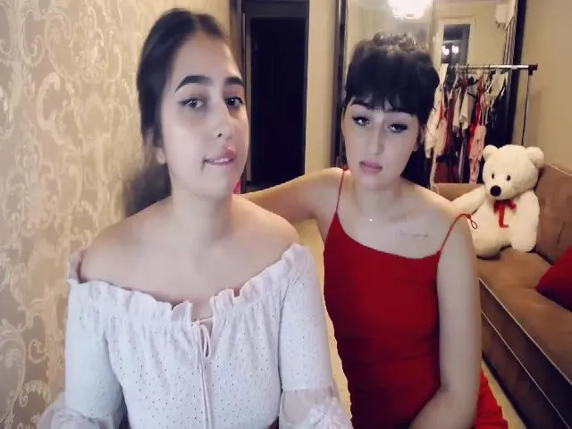 Live sex webcam photo for Hot__Moon #262217526