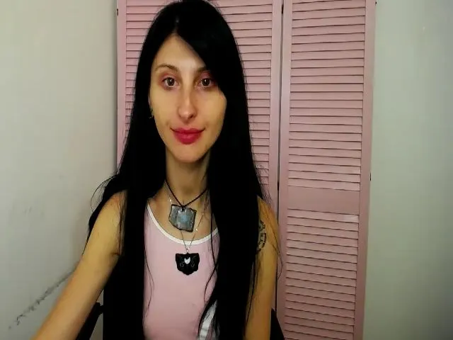 Live sex webcam photo for SnowSpacee #261792096
