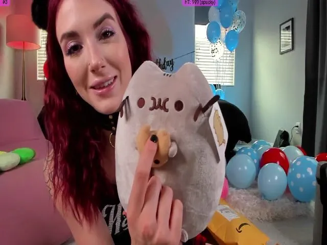 Live sex webcam photo for KasaraWood #255166982