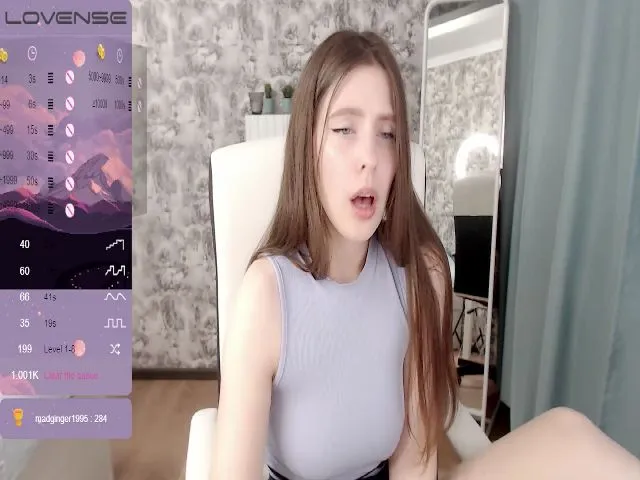 Live sex webcam photo for DarkKate #252720728