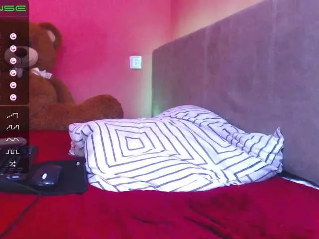 Live sex webcam photo for Dashulakiss1 #241131748