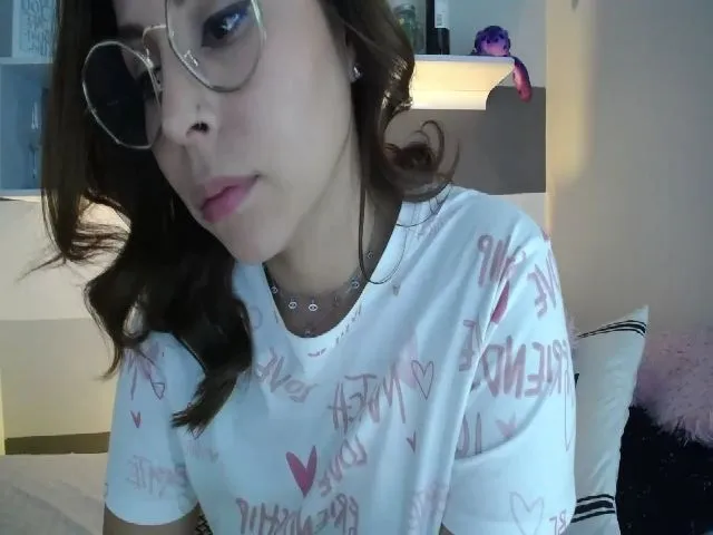 Live sex webcam photo for SUSYBALE #254206437