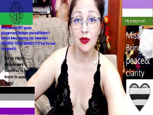 Live sex webcam photo for ImperatrizaS #254217556