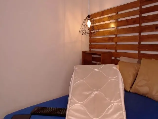 Live sex webcam photo for Katsumi_zenn #256188296