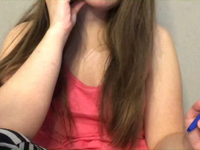 Live sex webcam photo for sweetlizzy #241135865