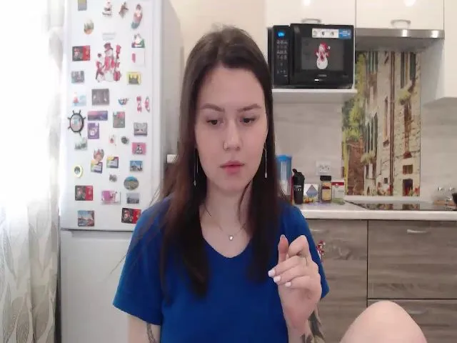 Live sex webcam photo for WonderXGirlXX #259903683