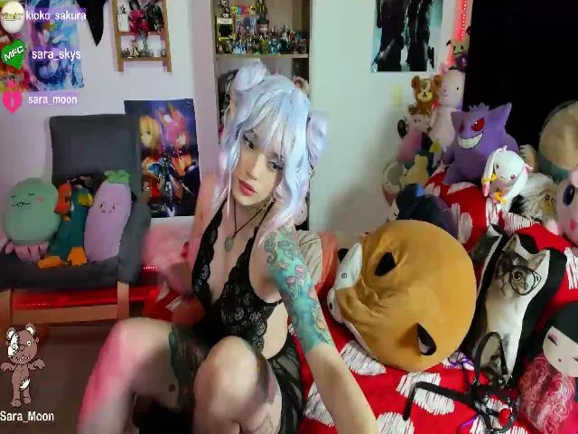 Live sex webcam photo for Sara_Skys #258473624