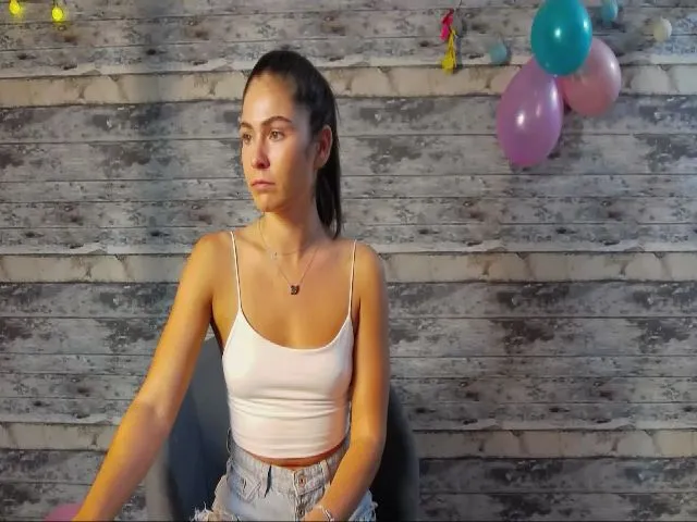 Live sex webcam photo for Naiadde #253099110