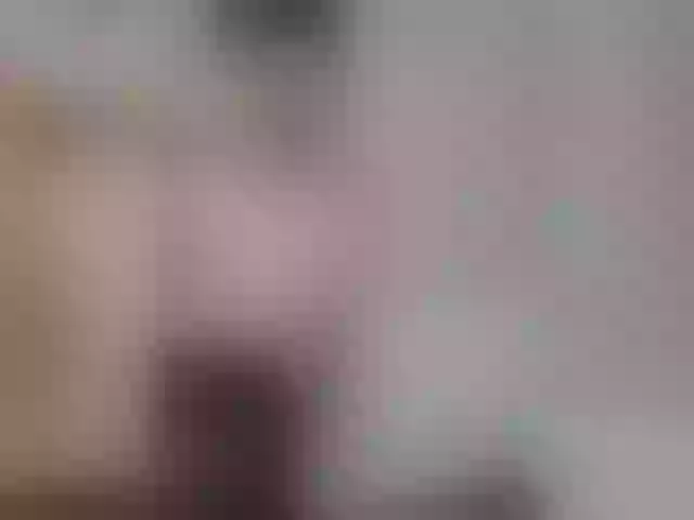 Live sex webcam photo for Sex-With-Me #258605952