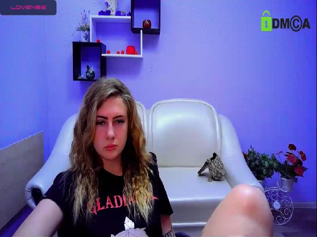 Live sex webcam photo for PrincesSnake #255007633