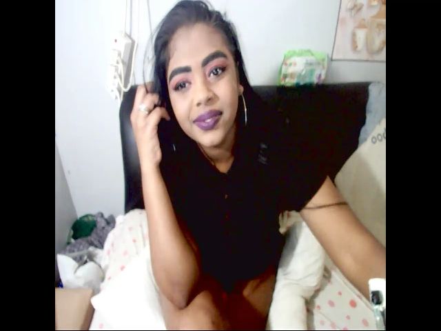 Live sex webcam photo for Indian_FireXX #260503734