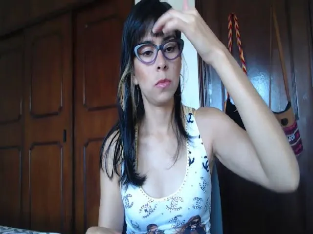 Live sex webcam photo for Evansdani18 #261445233