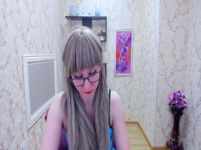 Live sex webcam photo for AlanaDreamy #254517502