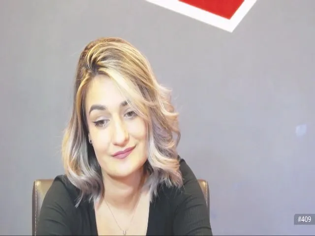 Live sex webcam photo for SecretAmber #254512652