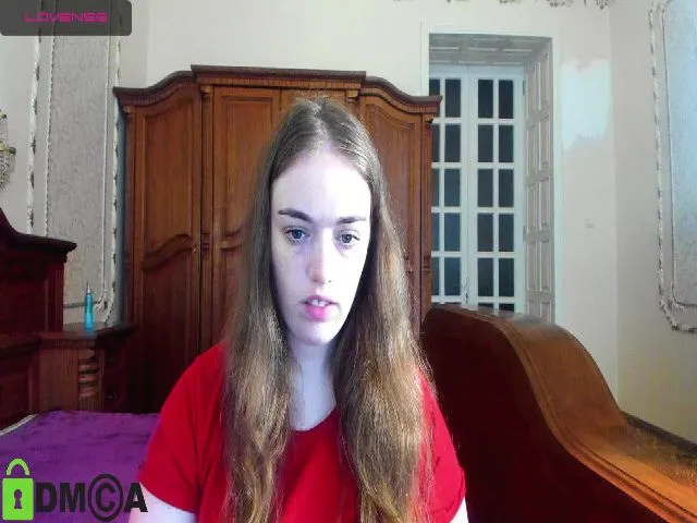 Live sex webcam photo for Fi_Lena #264764627