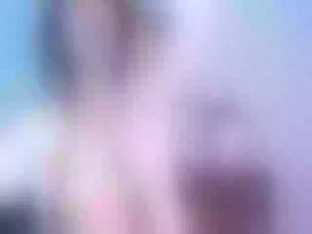 Live sex webcam photo for Alanna_Brown #261621471