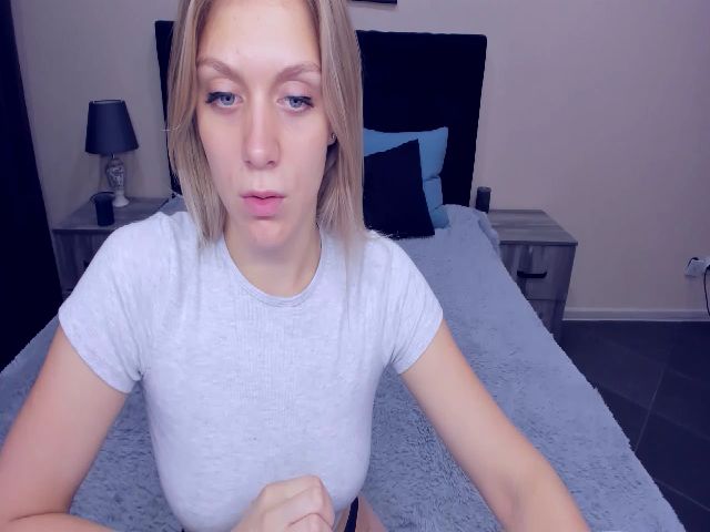 Live sex webcam photo for MeganKind #261815437