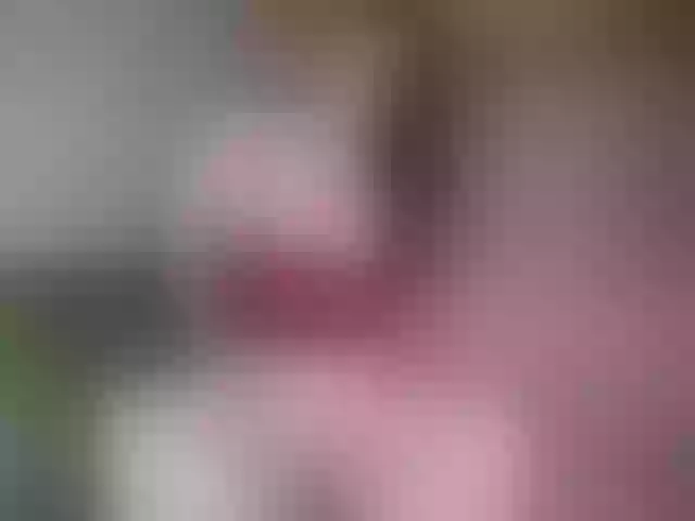 Live sex webcam photo for AliceStein #258561964