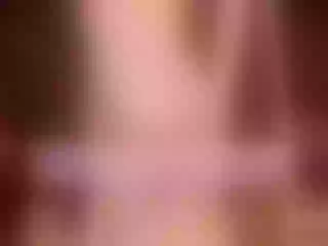 Live sex webcam photo for Angelytaxx #253236556