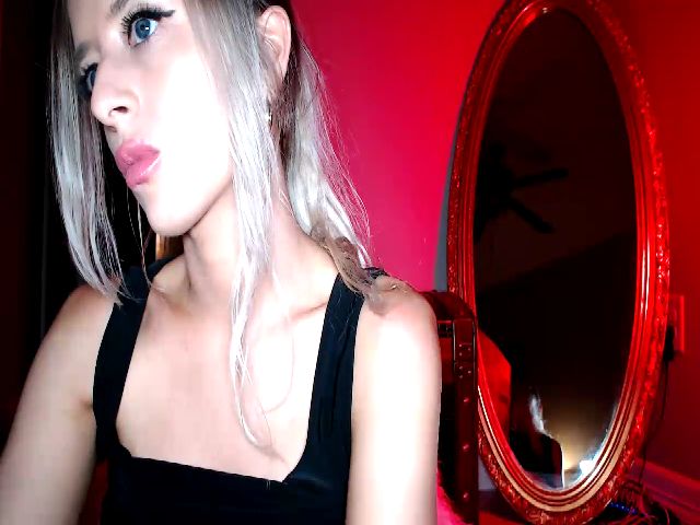 Live sex webcam photo for Brookebaby_ #257473666