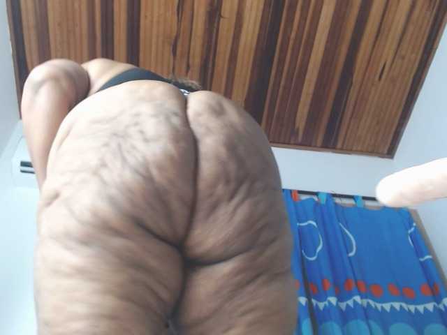 Live sex webcam photo for monicggold #244518604