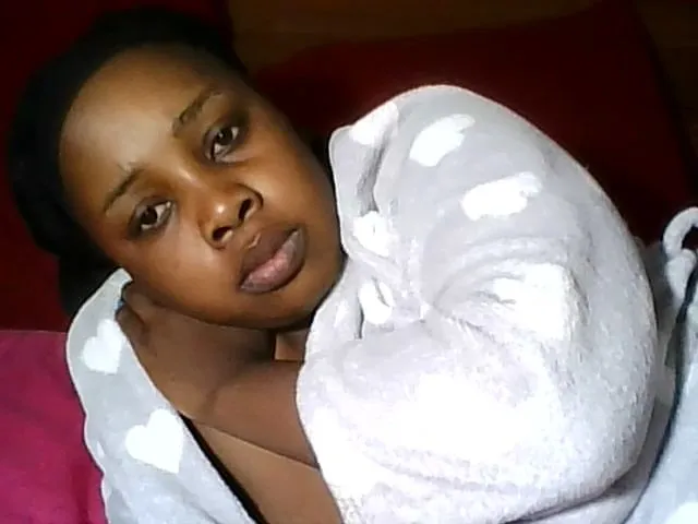 Live sex webcam photo for ebonyslut95 #265338231