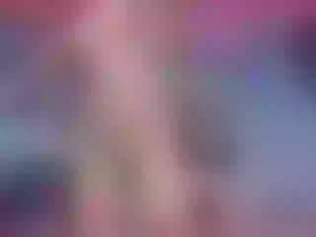 Live sex webcam photo for RedHOTPinay01 #253680082