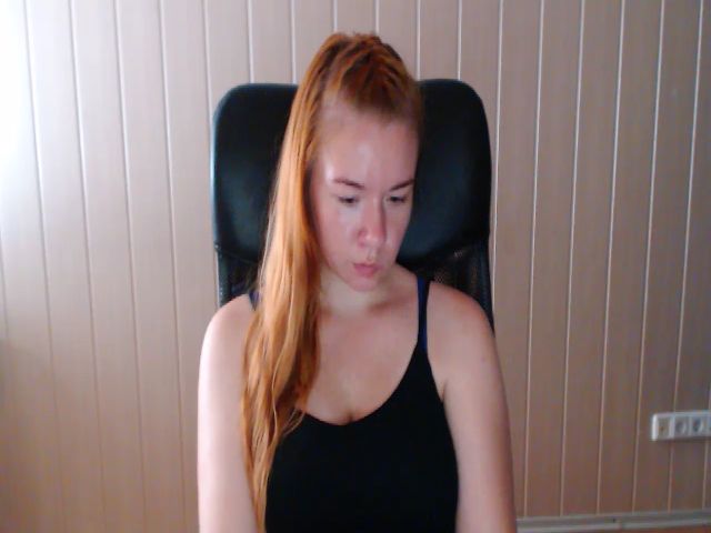 Live sex webcam photo for JiMiola #255592097