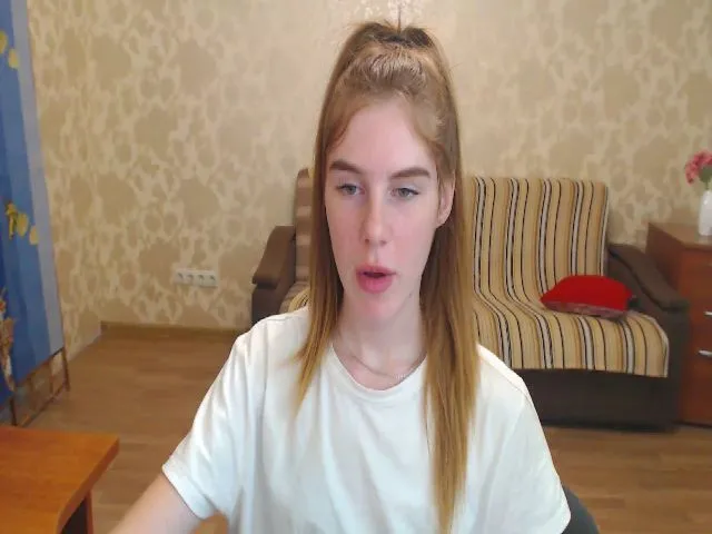Live sex webcam photo for Vesnyshka #263277261