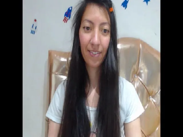 Live sex webcam photo for Kaymilf #265215533