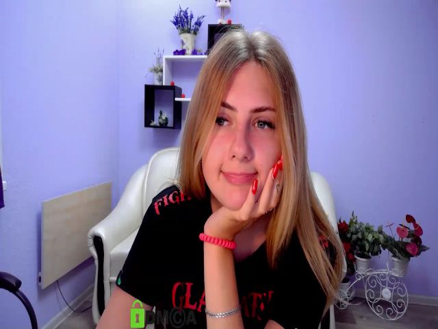 Live sex webcam photo for PrincesSnake #261187520