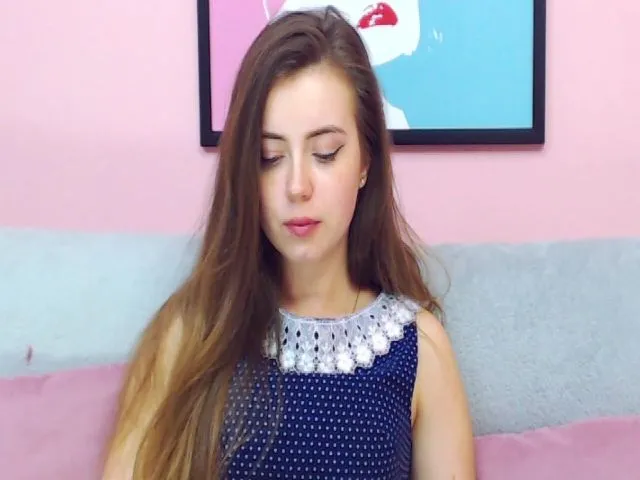Live sex webcam photo for TaminaRey #252740345