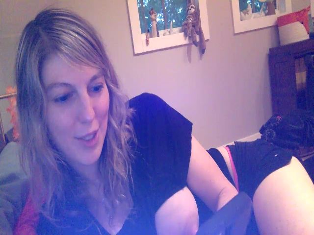 Live sex webcam photo for RavenRubyRose #257199965