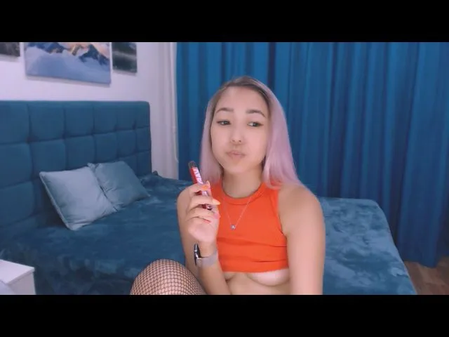 Live sex webcam photo for ArinaTigress #259784736