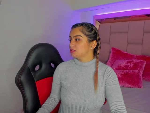 Live sex webcam photo for pink-rosse #259433434