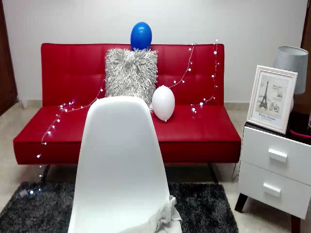 Live sex webcam photo for AmyxLee #261485445