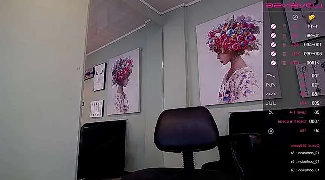 Live sex webcam photo for kim_evans_ #245077235