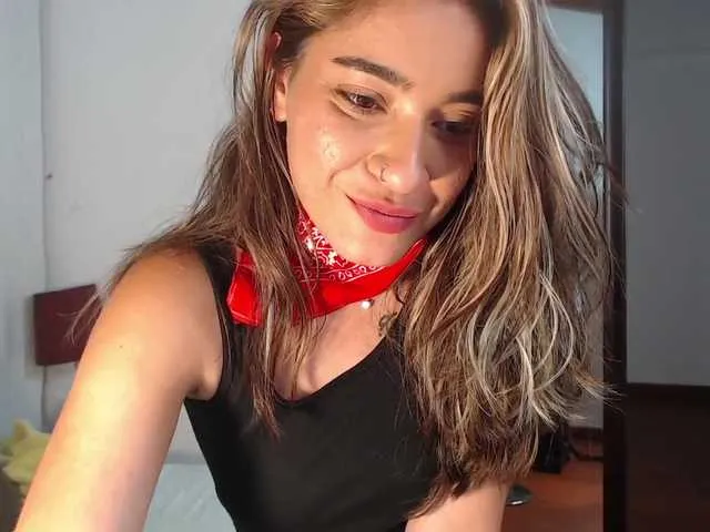 Live sex webcam photo for alicia-donato #241195867