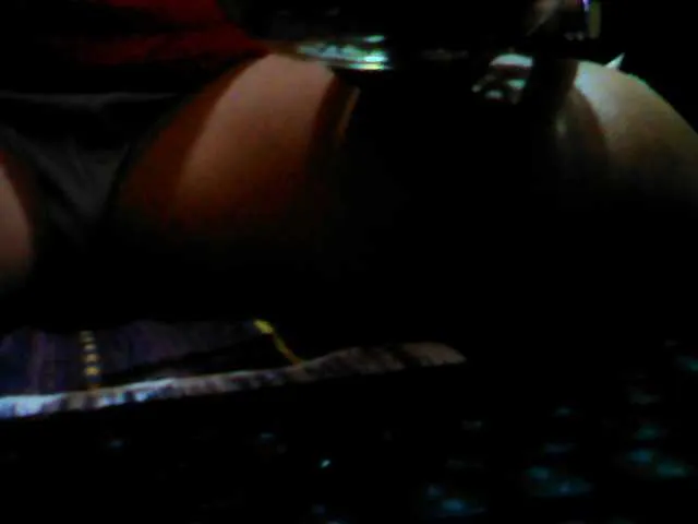 Live sex webcam photo for BarbieBigTits #241111546
