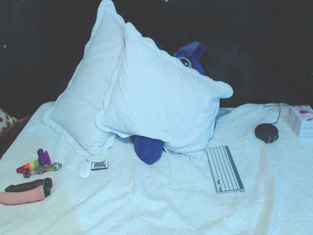 Live sex webcam photo for GiaElliot #255364608