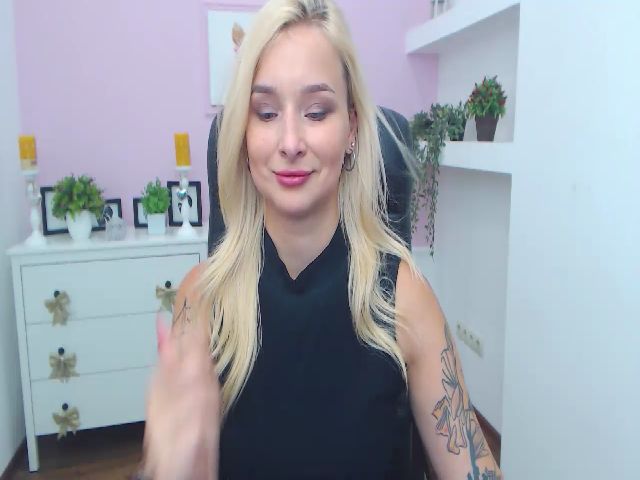 Live sex webcam photo for FieryTigress #259014625