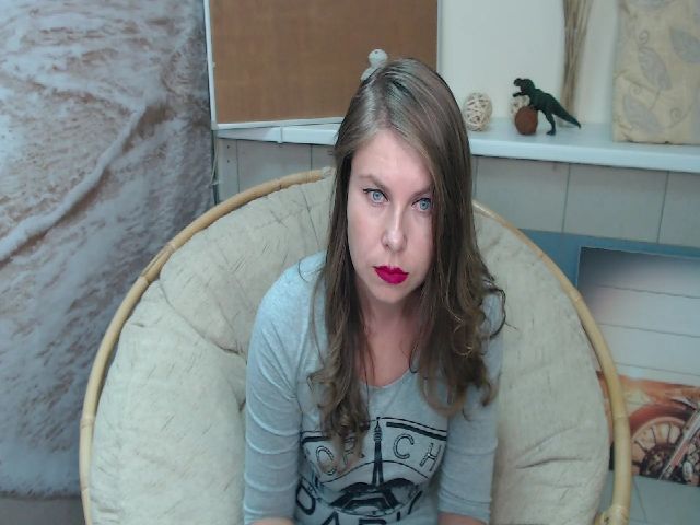 Live sex webcam photo for AntheaBella #264199702